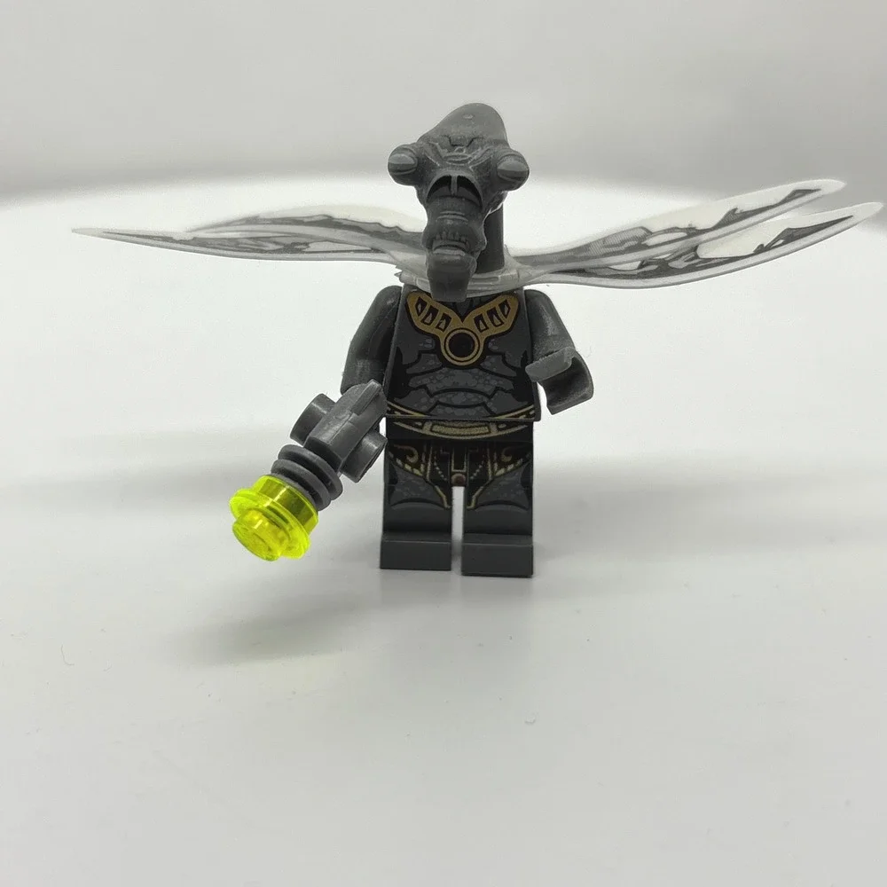 LEGO Star Wars Geonosian Zombie Minifigure sw0382 with Wings and Blaster 9491